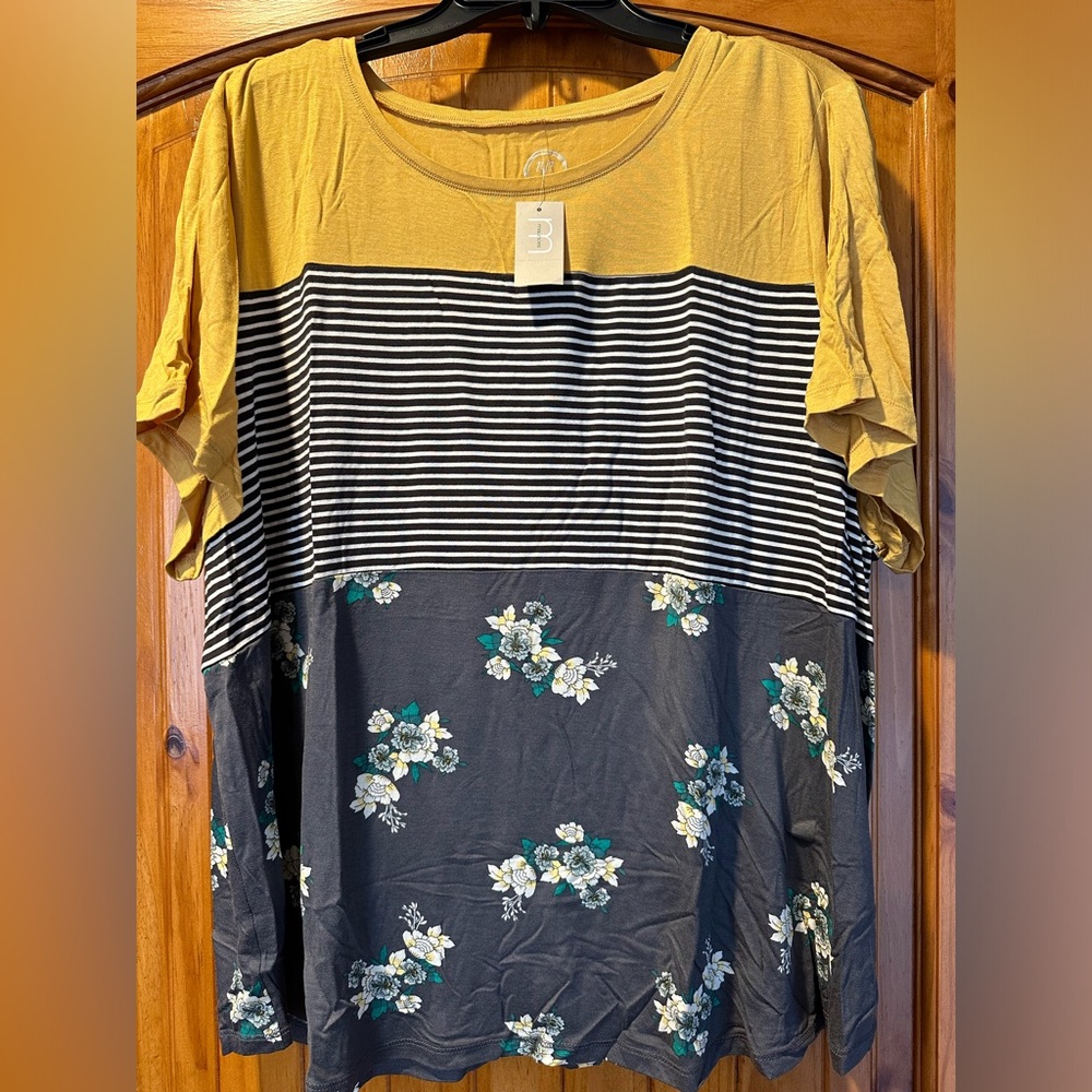 Maurice’s gold, stripe and floral tshirt, Size 3X